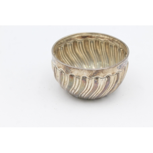 1269 - A Victorian hallmarked Birmingham silver bon bon dish, dated 1889 - approx. gross weight 71 grams an... 