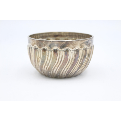 1269 - A Victorian hallmarked Birmingham silver bon bon dish, dated 1889 - approx. gross weight 71 grams an... 