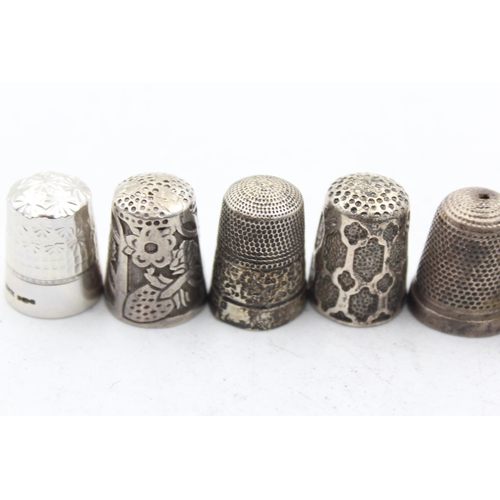 1281 - Seven hallmarked sterling silver thimbles to include Charles Horner etc. - approx. gross weight 57 g... 