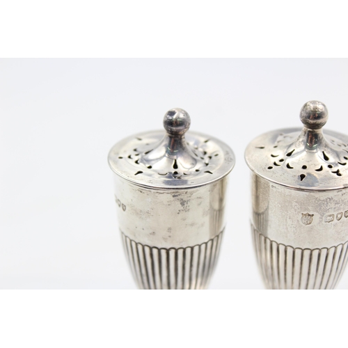 1284 - A pair of Victorian Horace Woodward & Co. hallmarked London silver salt shakers, dated 1891 - approx... 