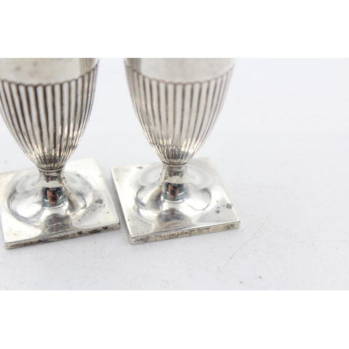 1284 - A pair of Victorian Horace Woodward & Co. hallmarked London silver salt shakers, dated 1891 - approx... 