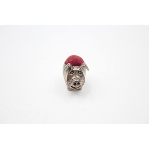 1292 - A .925 silver novelty pig pin cushion - approx. gross weight 10 grams