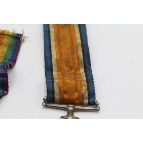 1392 - A WWI medal pair presented to 270143 PNR J. Thirlwall R.E