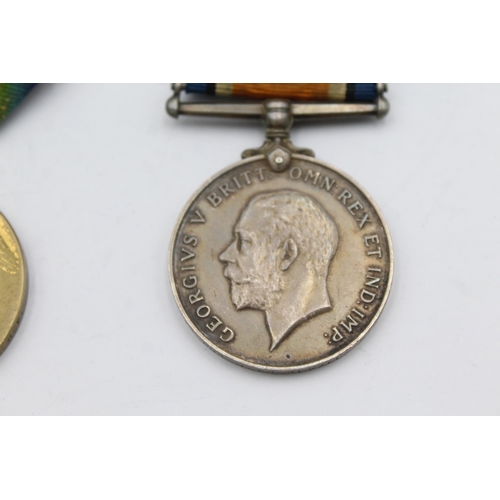 1392 - A WWI medal pair presented to 270143 PNR J. Thirlwall R.E