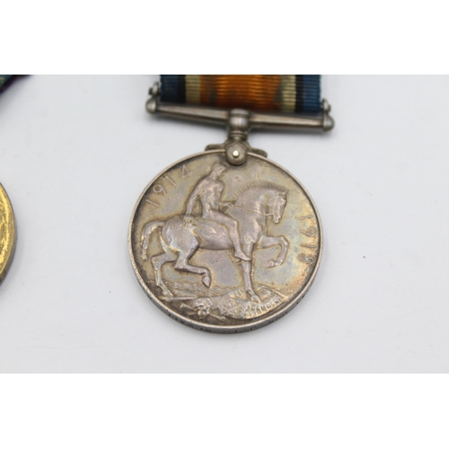 1392 - A WWI medal pair presented to 270143 PNR J. Thirlwall R.E