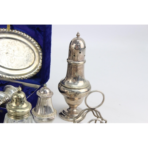 332 - A collection of metalware to include silver plate, Walker & Hall etc.