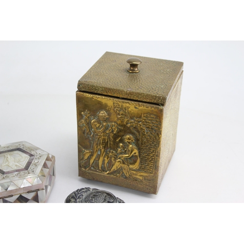 440 - A collection of vintage storage boxes to include mother of pearl trinket box etc.