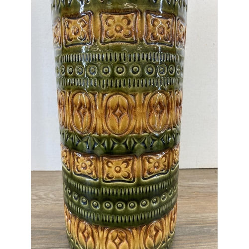 289 - A mid 20th century West German Scheurich 289-41 pottery floor vase