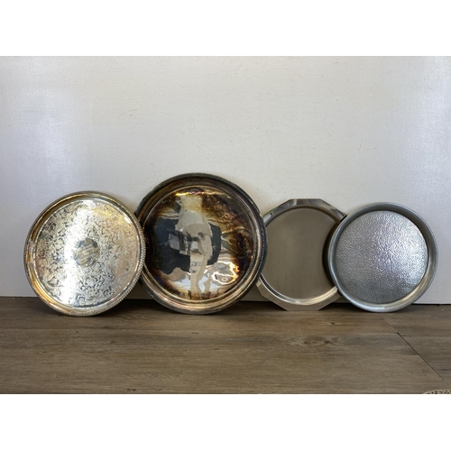 316 - A collection of metalware to include ECO hammered pewter tankard, Middle Eastern brassware, silver p... 