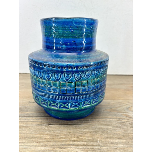 179 - A 1960s Aldo Londi for Bitossi Rimini blue vase - approx. 17cm high