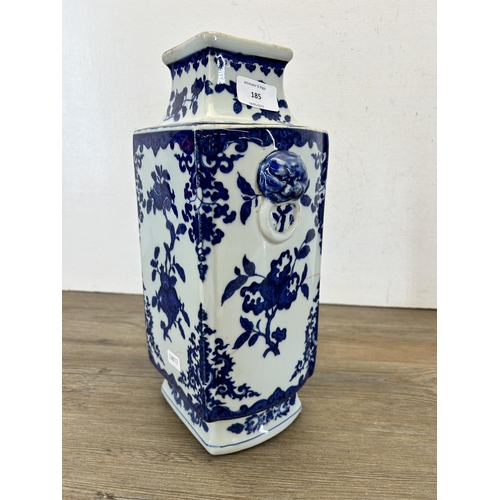 185 - A Chinese blue and white porcelain vase - approx. 33cm high