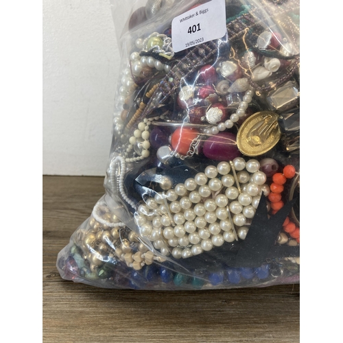 401 - Approx. 10kg of costume jewellery