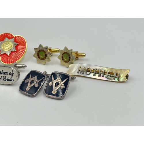 1230A - A collection of jewellery to include pair of silver and black enamel masonic cufflinks, pair of Ches... 