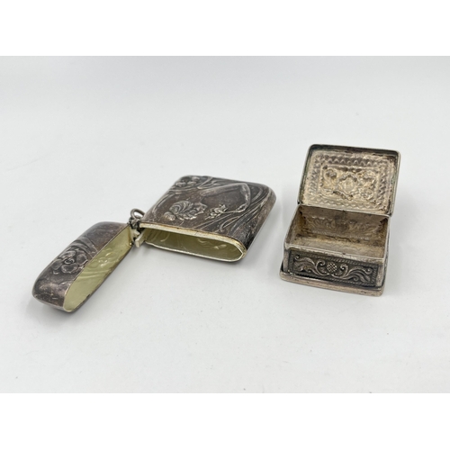 1254 - Two white metal items, one Art Nouveau type vesta case and one pill box - approx. gross weight 50 gr... 