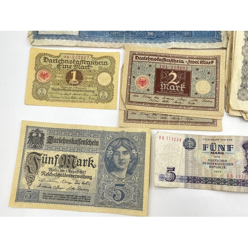 1364 - Approx. one hundred and nine German banknotes, approx. ninety-nine 1922 hyperinflation 50,000 marks,... 