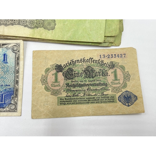 1364 - Approx. one hundred and nine German banknotes, approx. ninety-nine 1922 hyperinflation 50,000 marks,... 