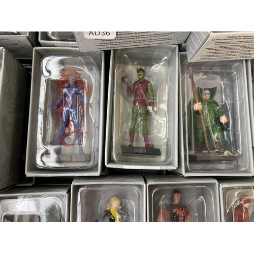 335 - A large collection of boxed The Classic Marvel Figurine Collection collector's figurines to include ... 