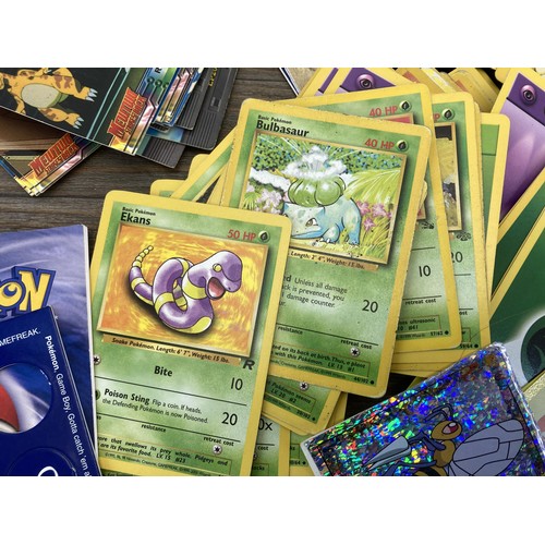 341 - A collection of Pokémon trading cards