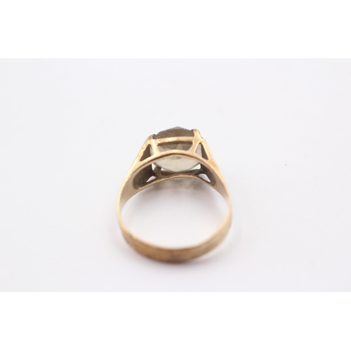 1125 - A 9ct gold smoky quartz set cocktail ring, size N - approx. gross weight 2.7 grams