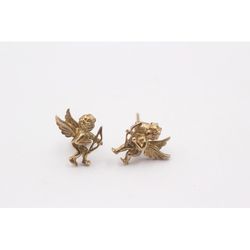 1135 - A pair of 9ct gold cherub stud earrings - approx. gross weight 1.6 grams