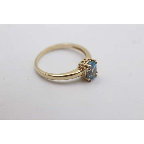 1138 - A 9ct gold blue topaz set solitaire ring - approx. gross weight 1.7 grams