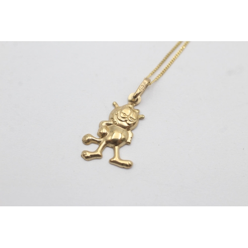 1149 - A 9ct gold Garfield charm pendant necklace - approx. gross weight 0.7 grams