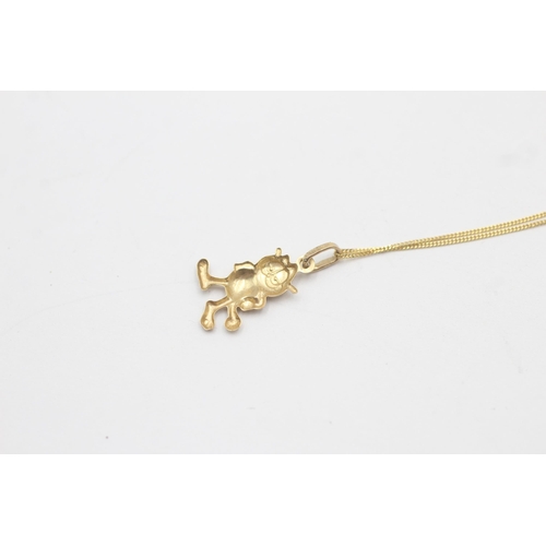 1149 - A 9ct gold Garfield charm pendant necklace - approx. gross weight 0.7 grams