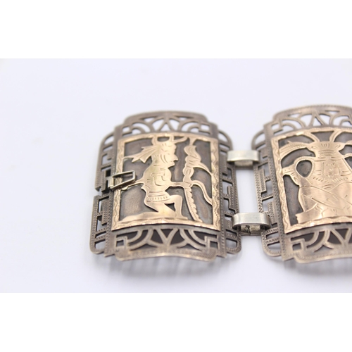 1161 - A Mexican .925 silver panel bracelet