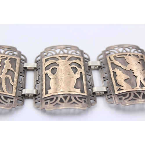 1161 - A Mexican .925 silver panel bracelet