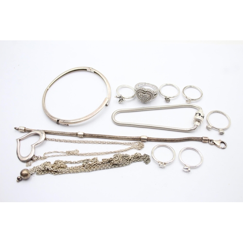 1177 - Twelve pieces of .925 silver branded jewellery