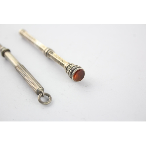 1347 - Two hallmarked sterling silver pencils to include S. Mordan & Co etc. - approx. gross weight 9 grams