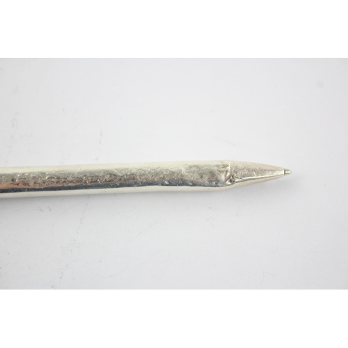 1357 - A Tiffany & Co. sterling silver ballpoint pen - approx. gross weight 21 grams