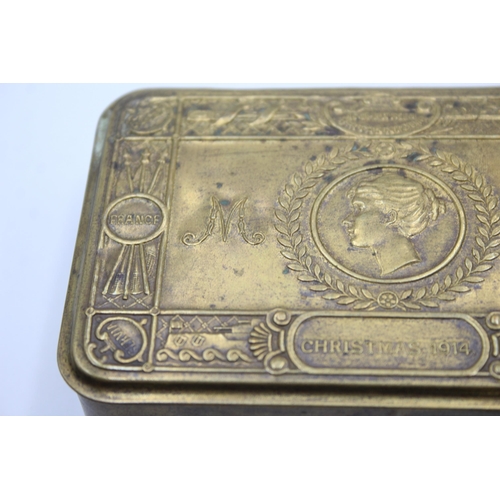 1379 - A WWI 1914 Princess Mary brass Christmas tin