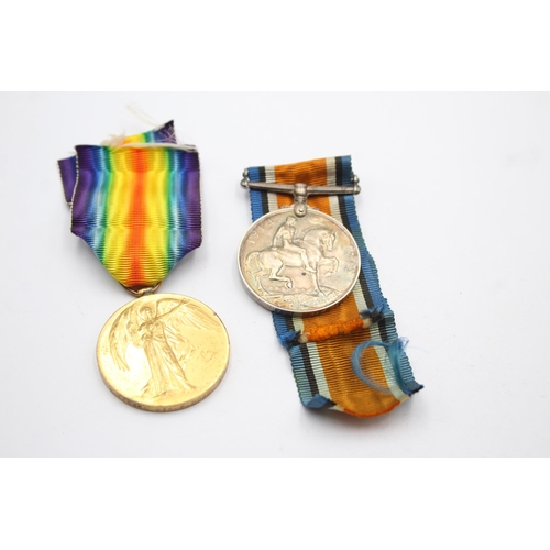 1394 - A WWI medal pair presented to M-338458 Pte. F. Hoad A.S.C