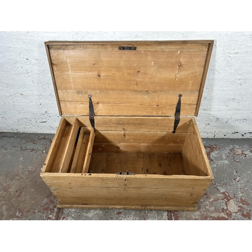 7 - A Victorian pine blanket box