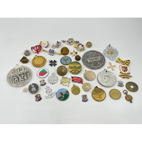 1200 - A collection of medals and badges