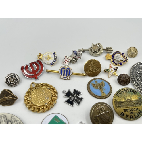 1200 - A collection of medals and badges