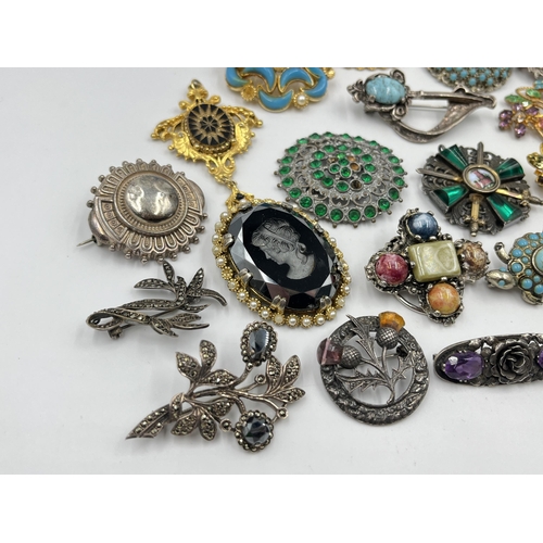 1217 - A collection of vintage brooches to include three silver and marcasite, silver Scottish thistle, Mir... 