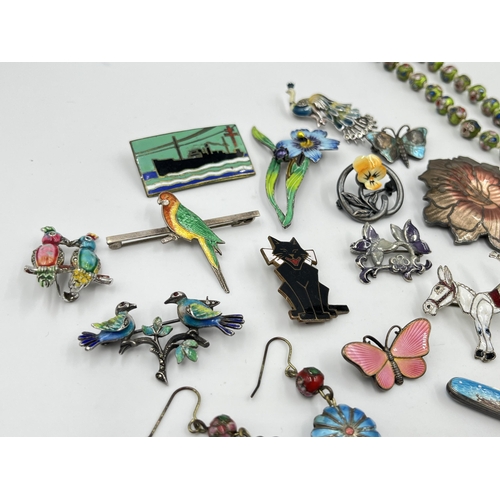 1227 - A collection of vintage enamel jewellery to include silver parrot brooch, miniature folding pocket k... 