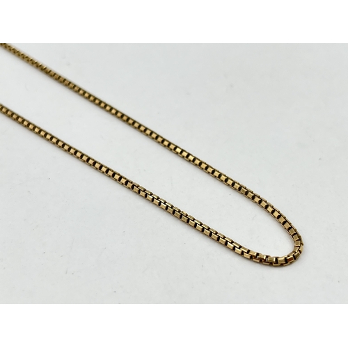 1241 - A hallmarked 9ct gold 36cm chain necklace - approx. gross weight 5 grams