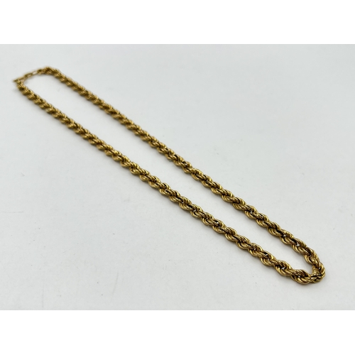 1248 - A hallmarked 9ct gold 40cm twisted rope chain necklace - approx. gross weight 9.78 grams