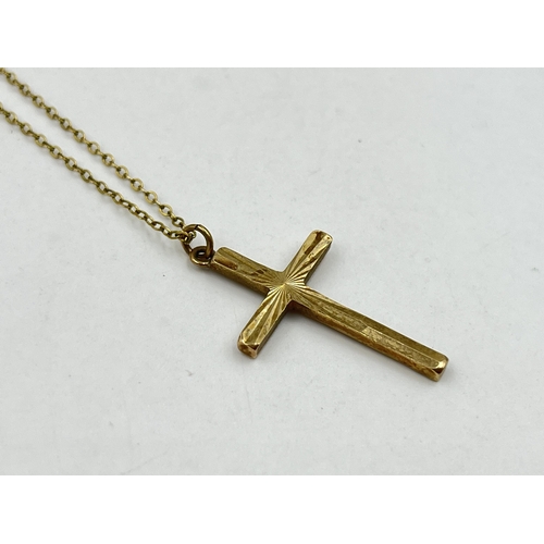 1255 - A hallmarked Birmingham 9ct gold cross pendant on 9ct gold chain necklace - approx. gross weight 2.8... 