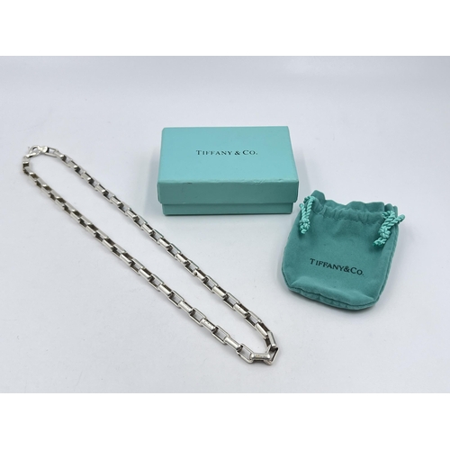 1263 - A .925 silver necklace with Tiffany & Co box and bag - approx. gross weight 36 grams