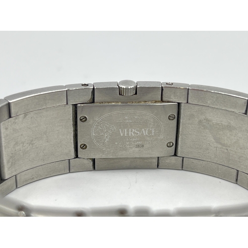 1278 - A Versace quartz ladies wristwatch - ref. ESQ099