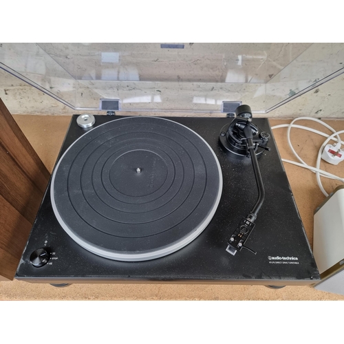 809 - An Audio-Technica AT-LP5 two speed direct drive turntable