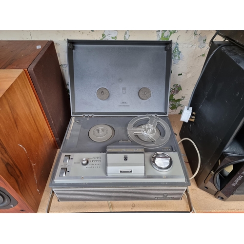 814 - Two items, one Sony CFS-W30L portable four-band radio/twin cassette and one Grundig De Luxe 
reel-to... 