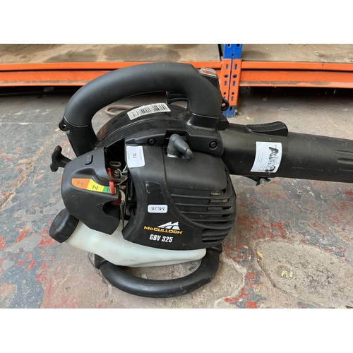 751 - A McCulloch GBV325 petrol leaf blower