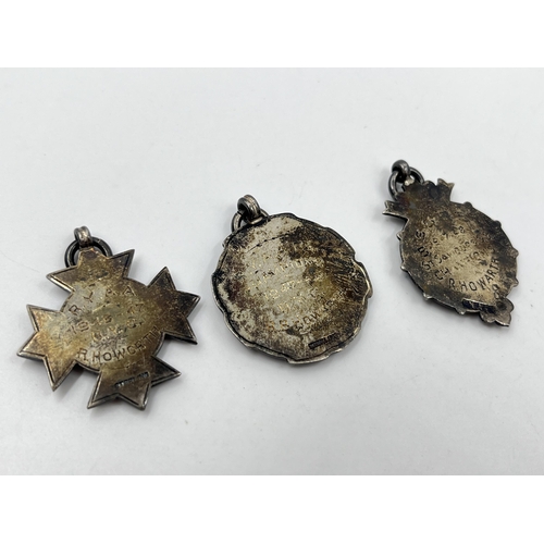 1316 - Three hallmarked sterling silver medallions/fobs - approx. gross weight 25.5 grams