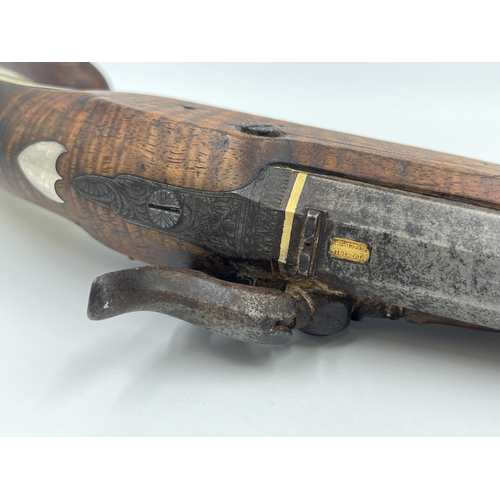 1407 - An 18th century Wallis of Hull percussion pistol with walnut stop - approx. 33cm long