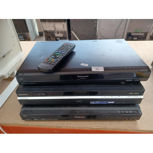 882 - Three DVD recorders, one Panasonic DMR-EX769 Freeview+ HDD and DVD, one Sony RDR-HED890 1080p upscal... 